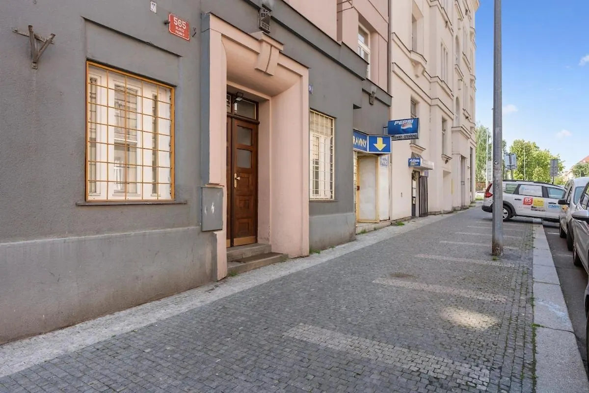 Appartamento Cozy 2 Bedroom Flat In Praga